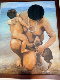 Такая картина висела в нашем гостевом доме. Рассказали, что написана с фотографии, сделанной в штате Амазонас, где индианка выкармливала грудью детёныша капибары. 
