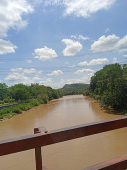 Река Сумапас, протекающая через Мельгар.
