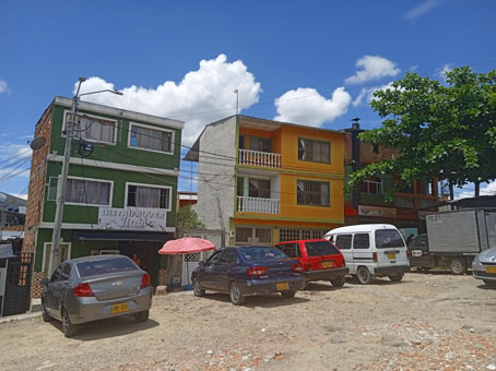 Другие типичные колумбийские дома.