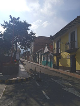 В историческом центре столицы Колумбии города Сантафе-де-Богота