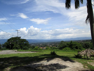 Вид с горы на город Сан-Фелипе.
