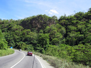 Дорога по штату Фалькон после Тукакаса. 