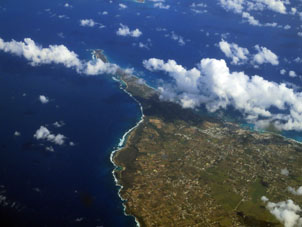А это - остров Гуаделупе, как объявлено было на экране с картой полёта.