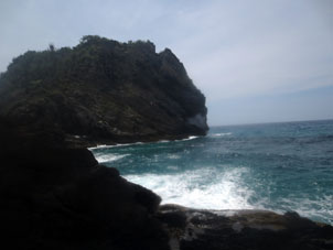 Вид на открытое Карибское море со скал Катики.
