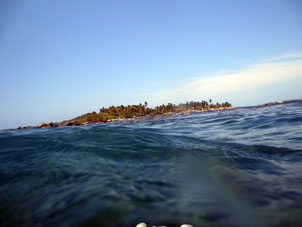 Вид атолла Саль с воды Карибского моря.
