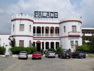 Гостиниц "Palace" на проспекте Боливара в Валенсии.