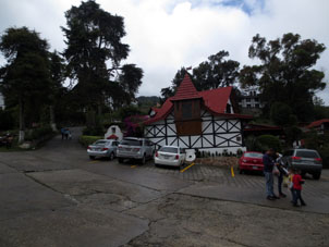 Гостиница "Чёрный Лес" в Колонии Товар (штат Арагуа).