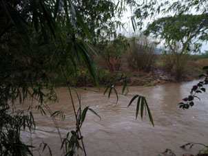 Подъём воды в реке Кабриалес.