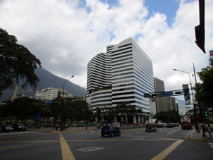 Проспект Франсиско Миранды в Каракасе.