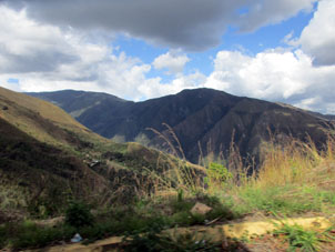 Горы в Арагуа.