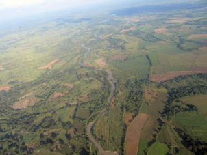 Летим дальше над Равнинами татов Португеса и Баринас.