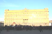 Reunión de los comunistas el día 7 de noviembre cerca del edificio de KGB (FSB)