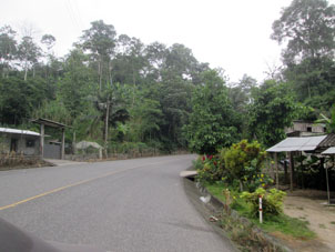 Деревня в горах, на краю провинции Эль Оро.