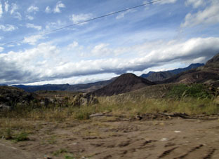 Анды вдоль дороги на Куэнку.
