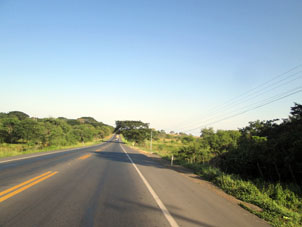Дорога из Гуаякиля в Манту.