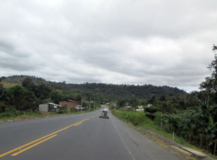 Виды с дороги из Манты в Гуаякиль.
