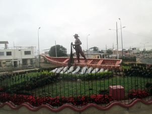 Памятник рыбаку в городе Санта Роса
