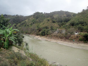 Взгляд на реку Пуянго.