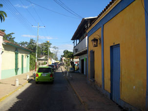 Городок Окумаре-де-ла-Коста в долине Окумаре.