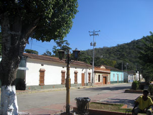 Площадь городка Окумаре-де-ла-Коста.
