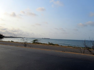 Морской берег в Пуэрто-Кабельо.