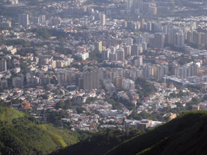 Каракас с оптическим приближением.