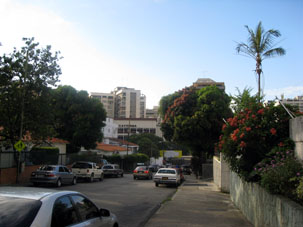 Улица Альфредо Хан в микрорайоне Альтамира.