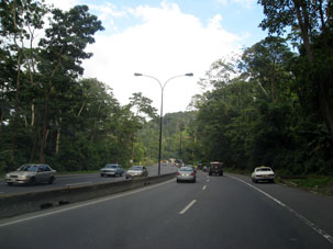 Штат Миранда вдоль дороги из Каракаса в Маракай.