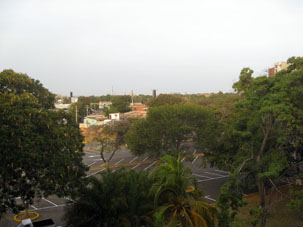 Город Маракайбо. Вид из гостиницы "Сиркуло Милитар".
