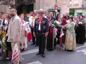 Мексиканская делегация на праздновании Дня Испанства в испанском городе Сарагоса.