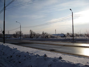En las ciudades rusas, especialmente en la capital, limpian canminos de nieve. 