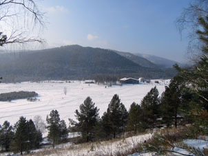 Vista desde montañas Sayany al valle Bábik.