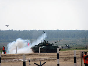 Todos países menos China participaban en los tanques T72-B3, que es tanque principal de las tropas terrestres rusas.