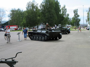 Tanque liviano T-70 de la época de Segunda Guerra Mundial.