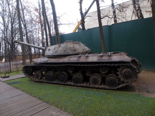 Tanque de guerra pesado IS-3 (1945-1946).