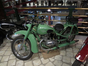 Motocicleta IZh (URSS).