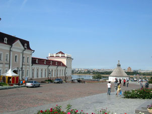 Territorio dentro del Kremlin (alcázar) de Kazáñ.