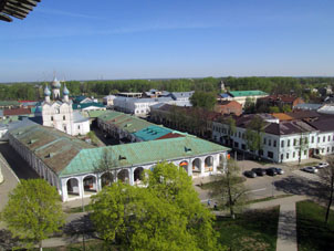 Vista desde la atalaya del kremlin a la ciudad de Rostov.