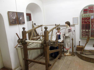Museo histórico-etnográfico dentro de un palacio del alcázar de Ryazáñ.