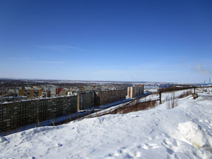 Vista al pueblo de Talnakh, distrito urbano de Norilsk, región de Krasnoyarsk.