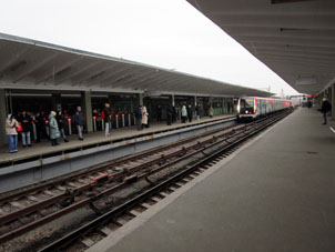 Estación Výkhino de la línea Tagánsko-Krasnoprésnenskaya del Metro de Moscú.