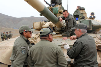 Отвечаем на вопросы перуанских танкистов.