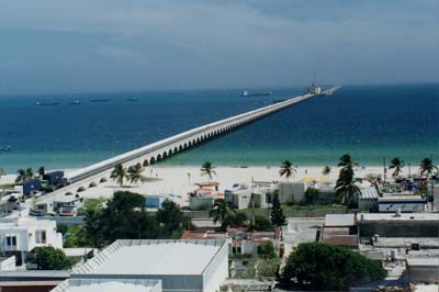 Порт Прогресо де Кастро. Вид со стороны города Прогресо.